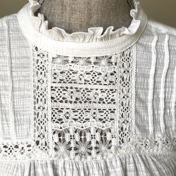 Cable & Gauge White Top - Picture 3 of 9